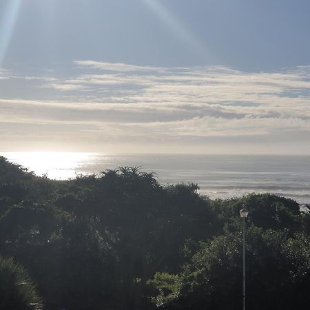 Deep Blue Guest House Amanzimtoti Dış mekan fotoğraf
