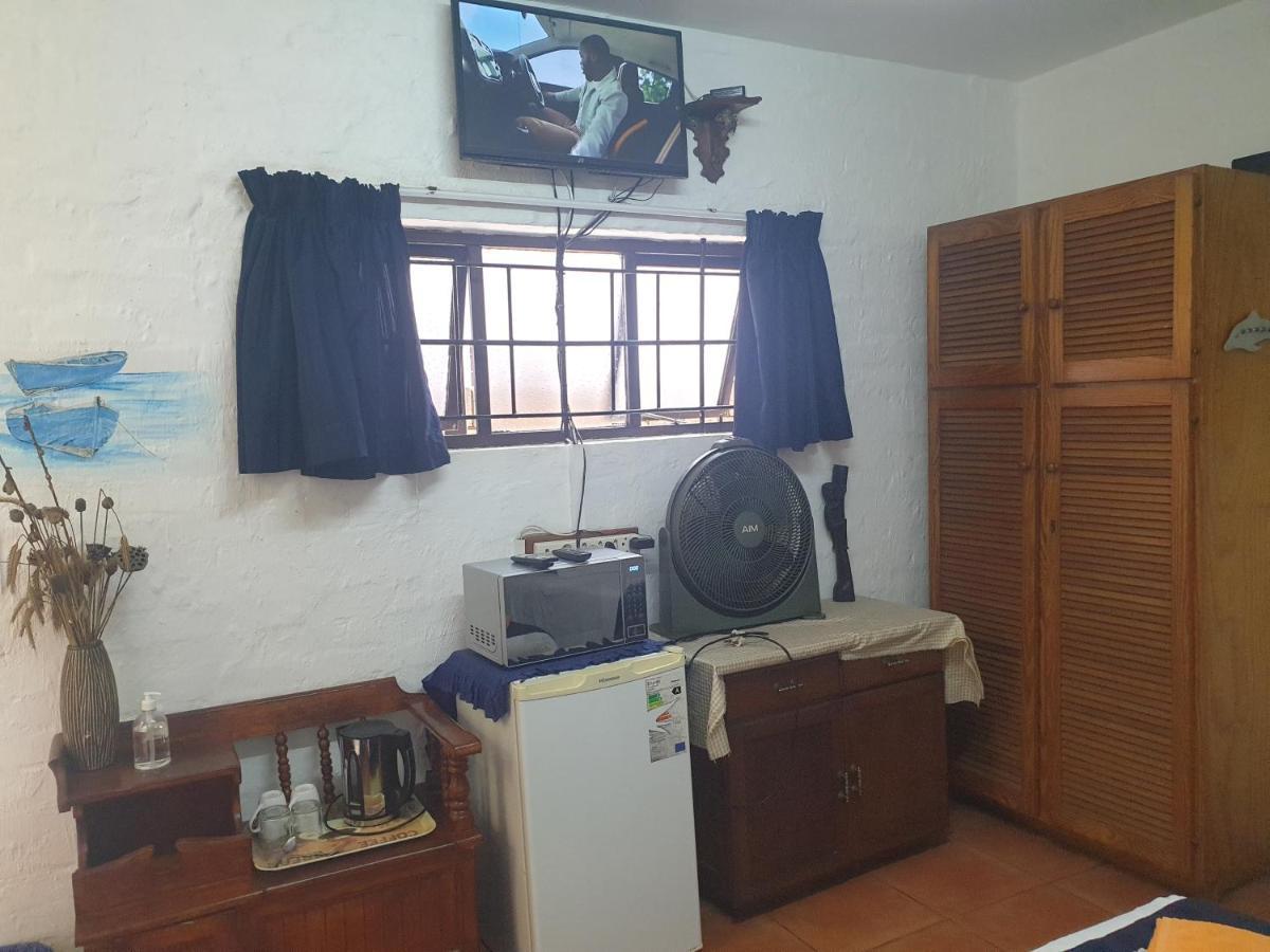 Deep Blue Guest House Amanzimtoti Dış mekan fotoğraf